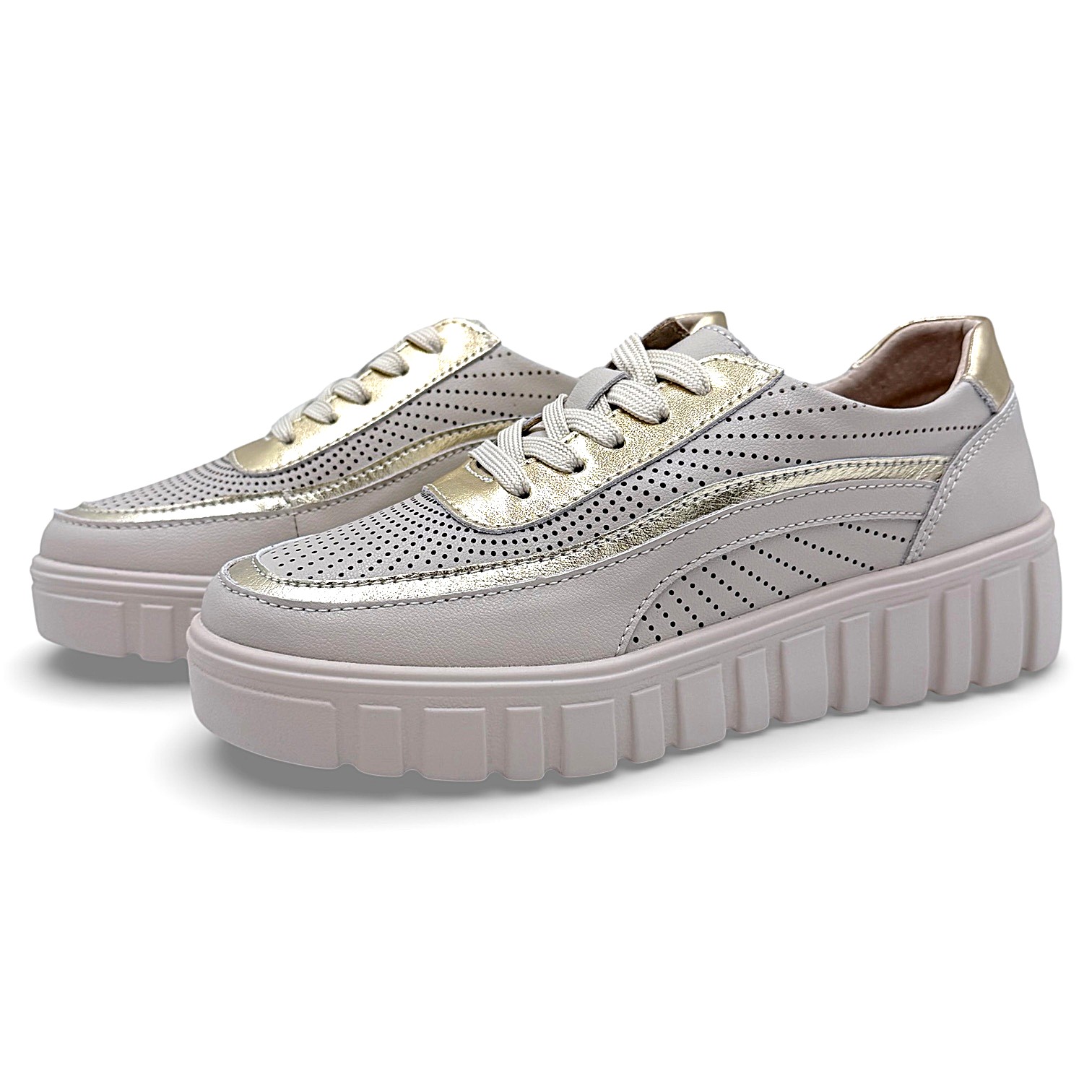 Sneakersy